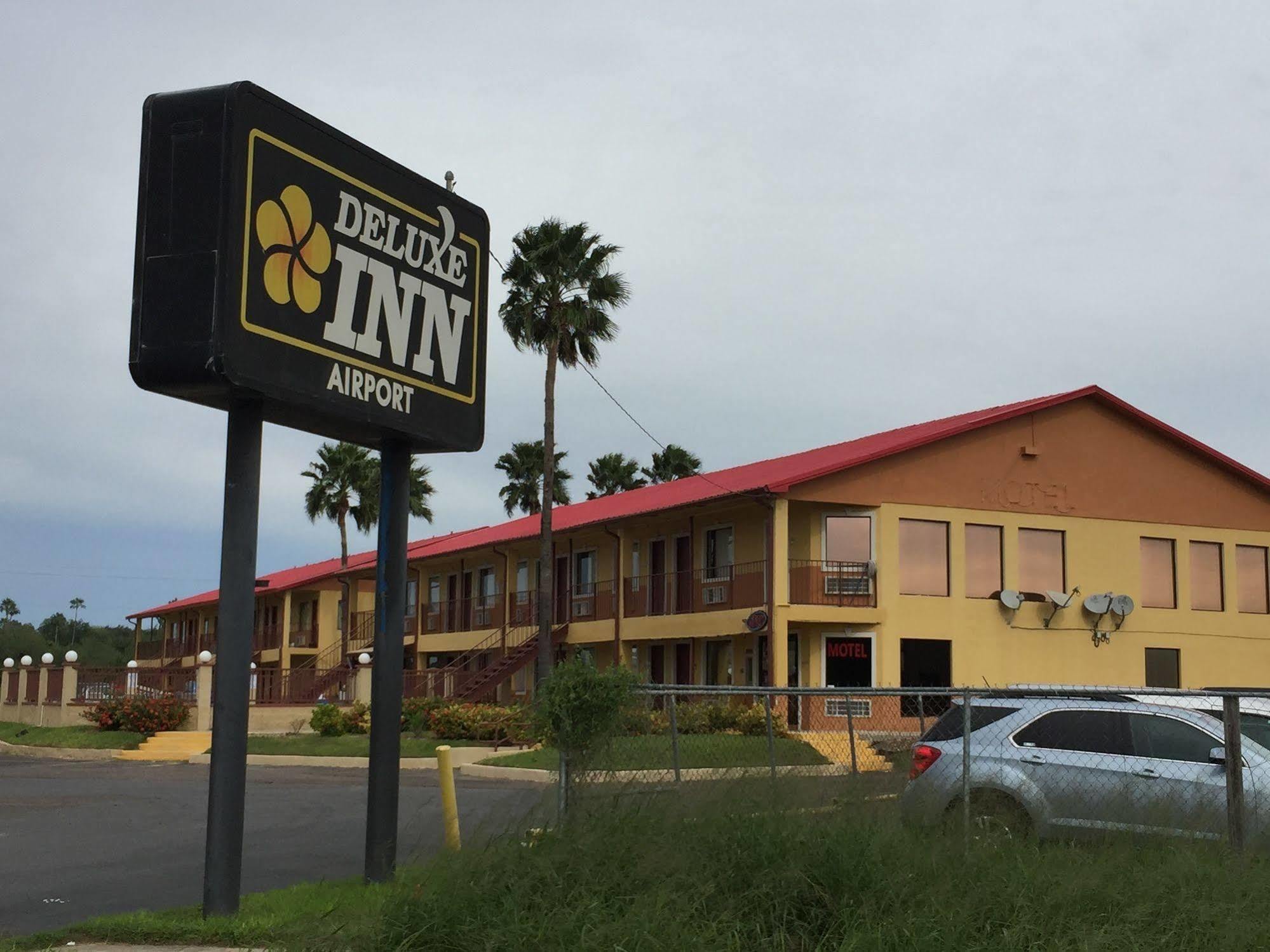 Deluxe Inn Airport ماكالين المظهر الخارجي الصورة